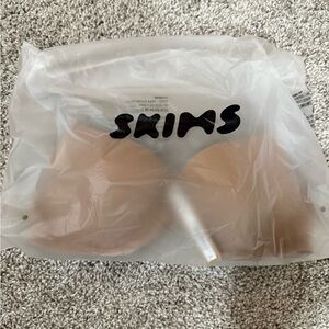 SKIMS Sienna T-Shirt Bra